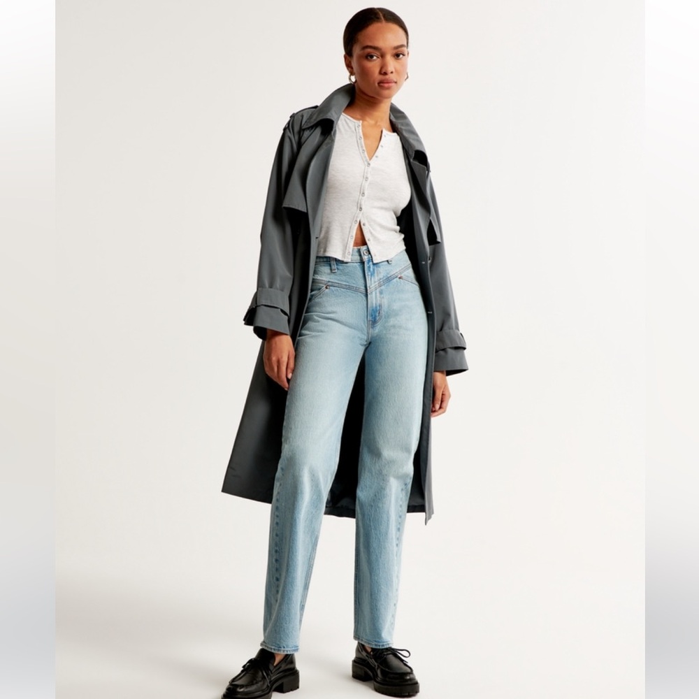 Abercrombie & Fitch High Rise 90s Relaxed Jean